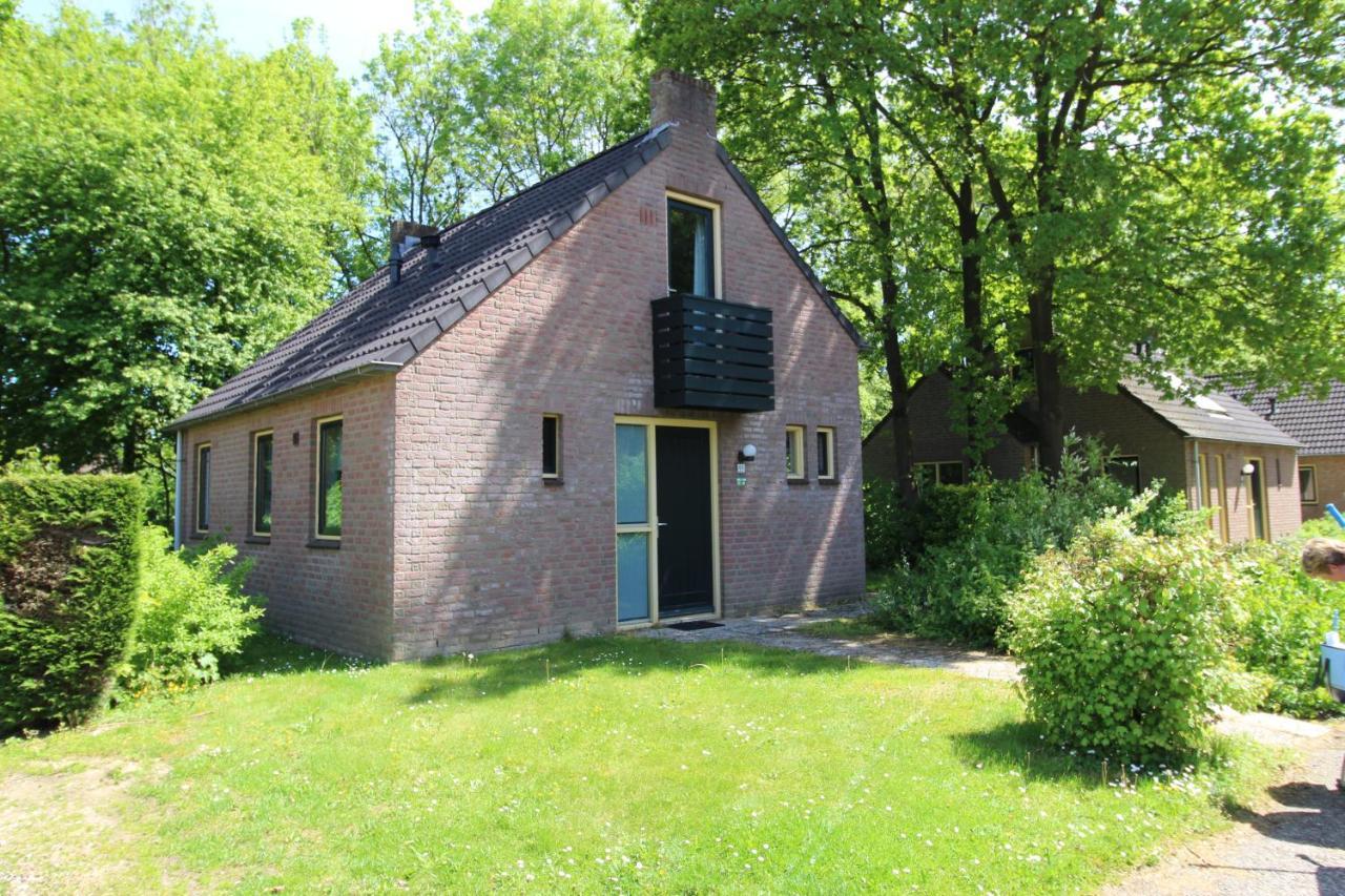 Vakantiepark 't Broeckhuys Hotel Ewijk Bagian luar foto