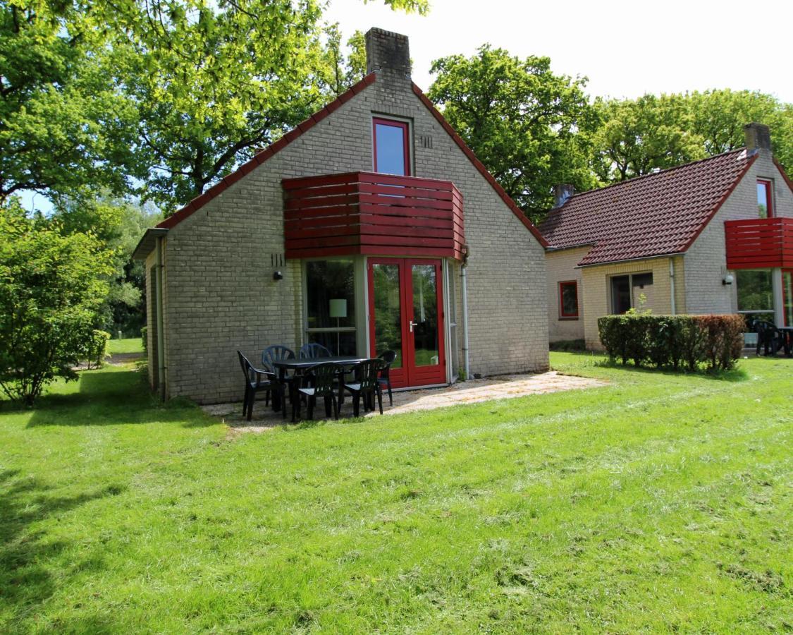 Vakantiepark 't Broeckhuys Hotel Ewijk Bagian luar foto