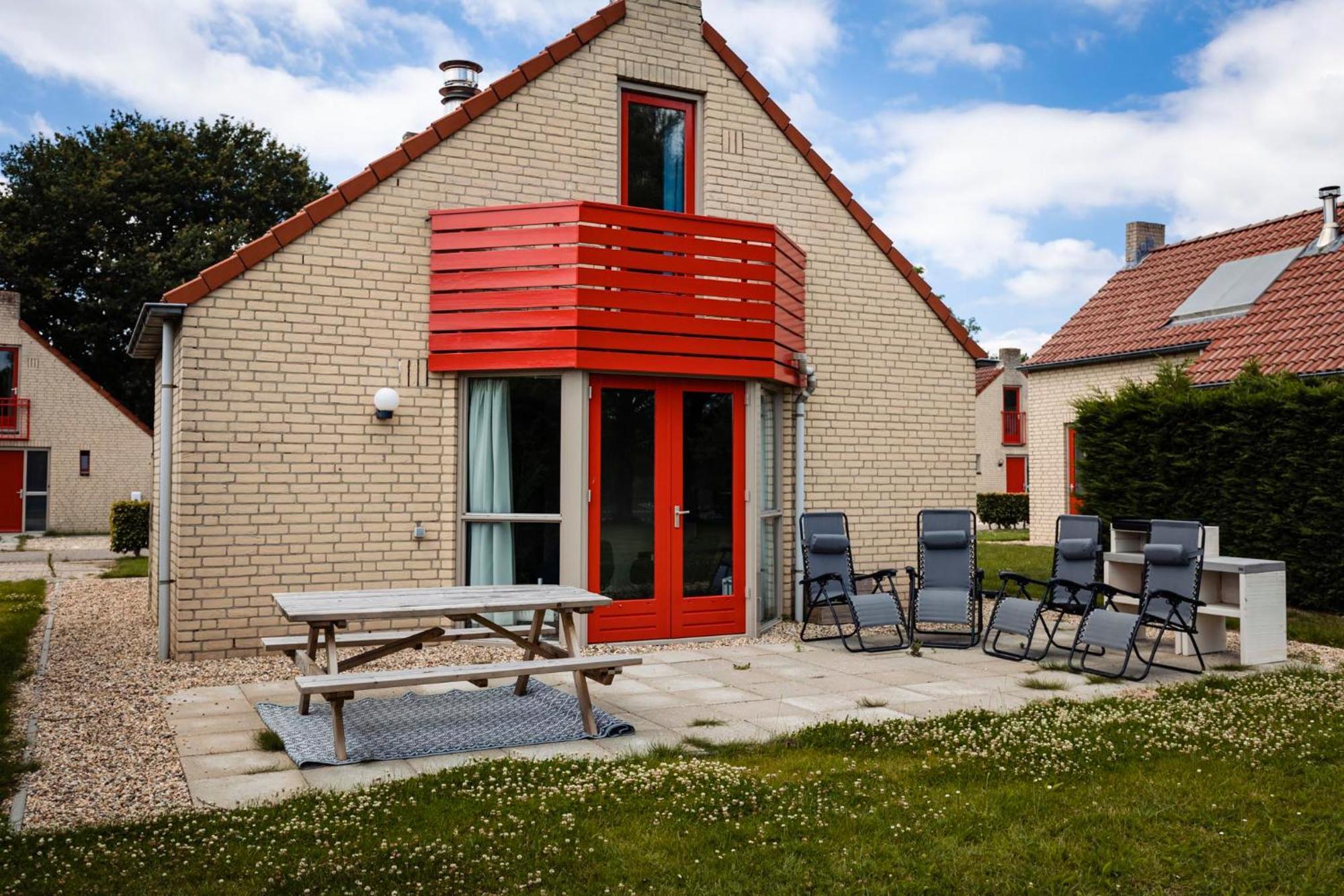 Vakantiepark 't Broeckhuys Hotel Ewijk Bagian luar foto